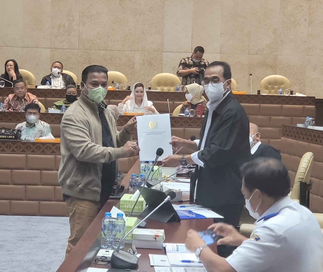 Jalur Kereta Api Aceh Jalur Lhokseumawe-Bireuen Belum Tuntas, H Ruslan Kembali Ingatkan Menhub 5 Jalur Kereta Api Aceh Jalur Lhokseumawe-Bireuen Belum Tuntas, H Ruslan Kembali Ingatkan Menhub